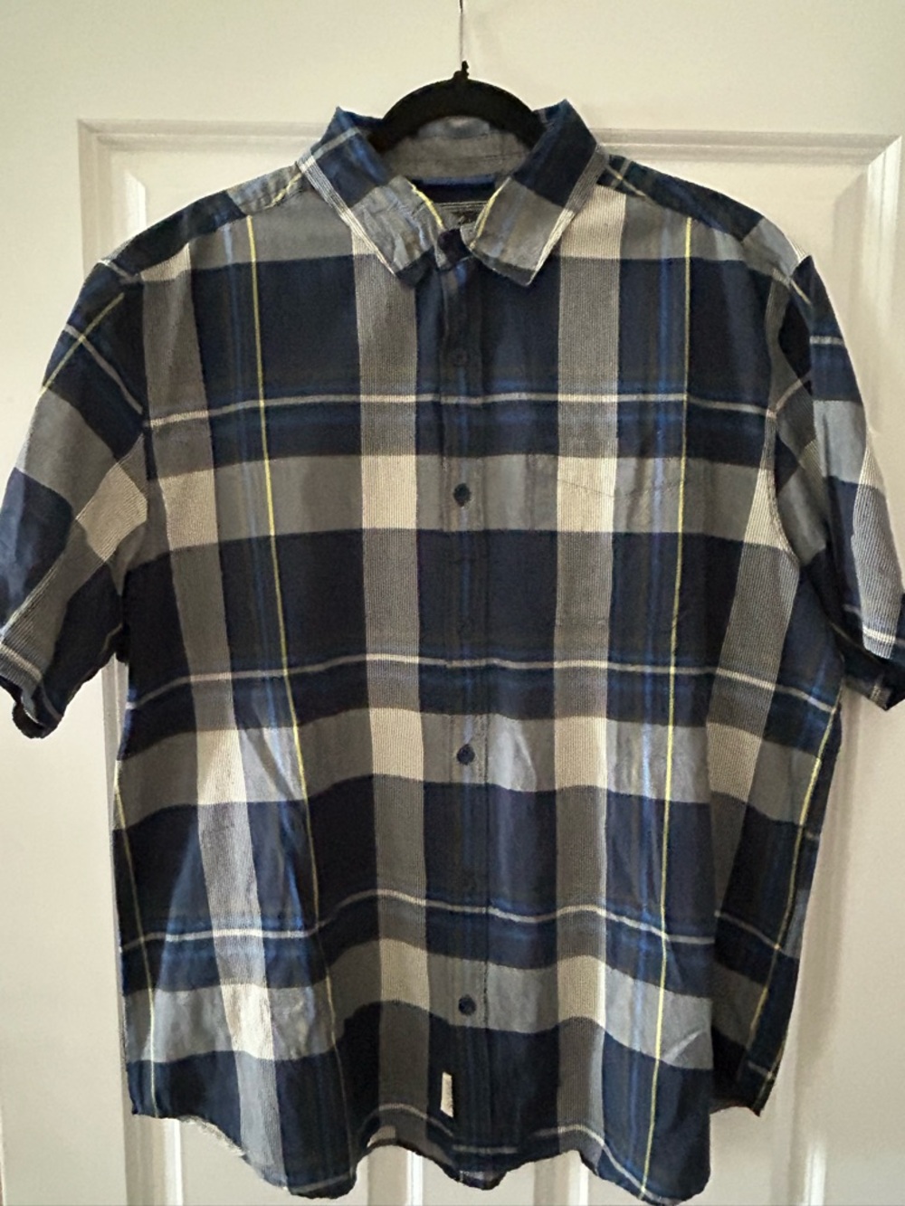 Woolrich Men's Blue, Gray & Yellow Plaid Short-Sleeve Button Shirt XL